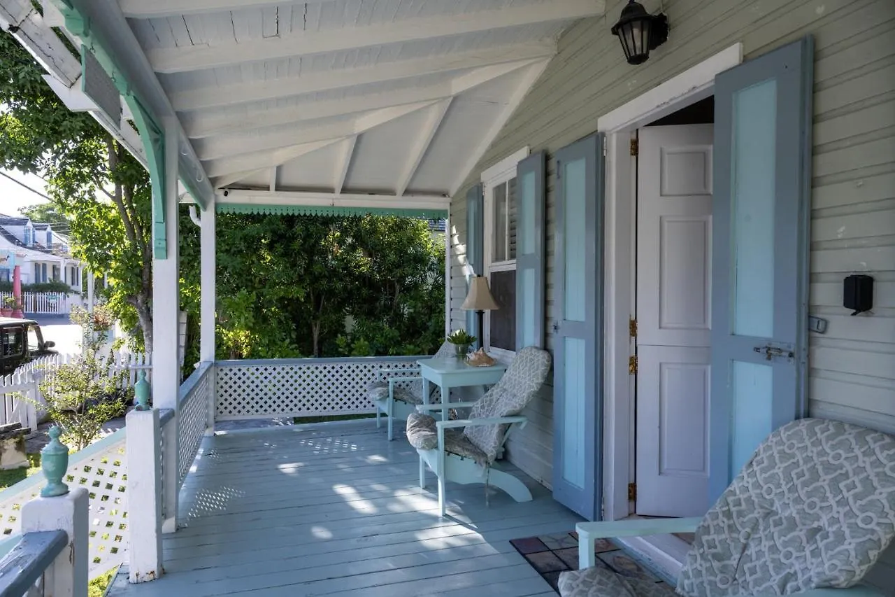بيت للعطل Watercolor Home Dunmore Town
