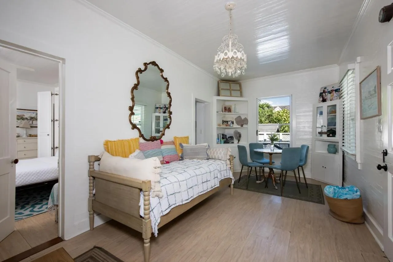 بيت للعطل Watercolor Home Dunmore Town البهاما